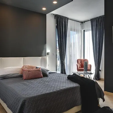 Modern With Private Pool, Jacuzzi, Sauna * Rovinj